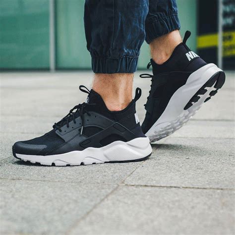 Nike air huarache ultra black and white